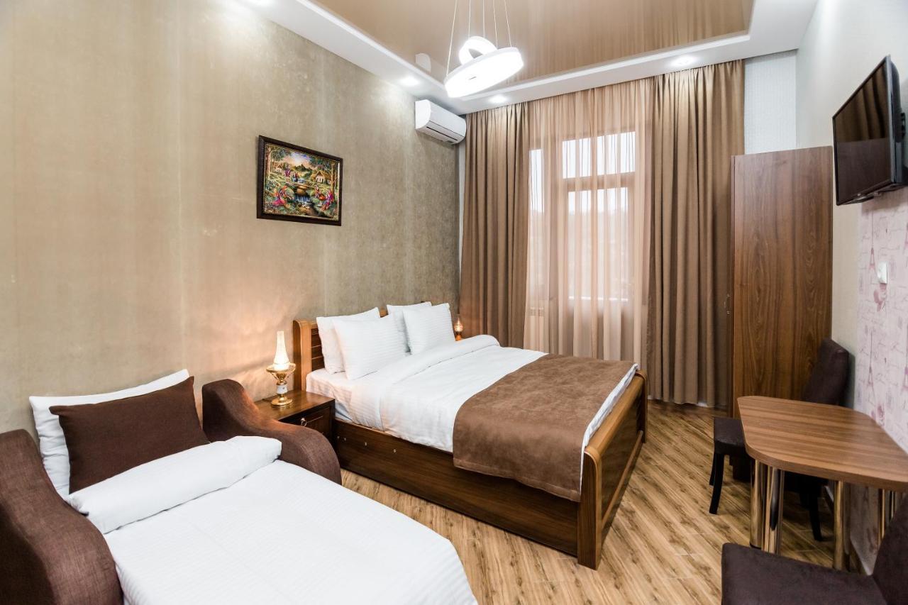 George Hotel Tbilissi Extérieur photo