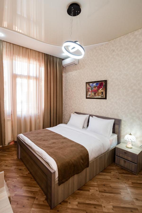 George Hotel Tbilissi Extérieur photo