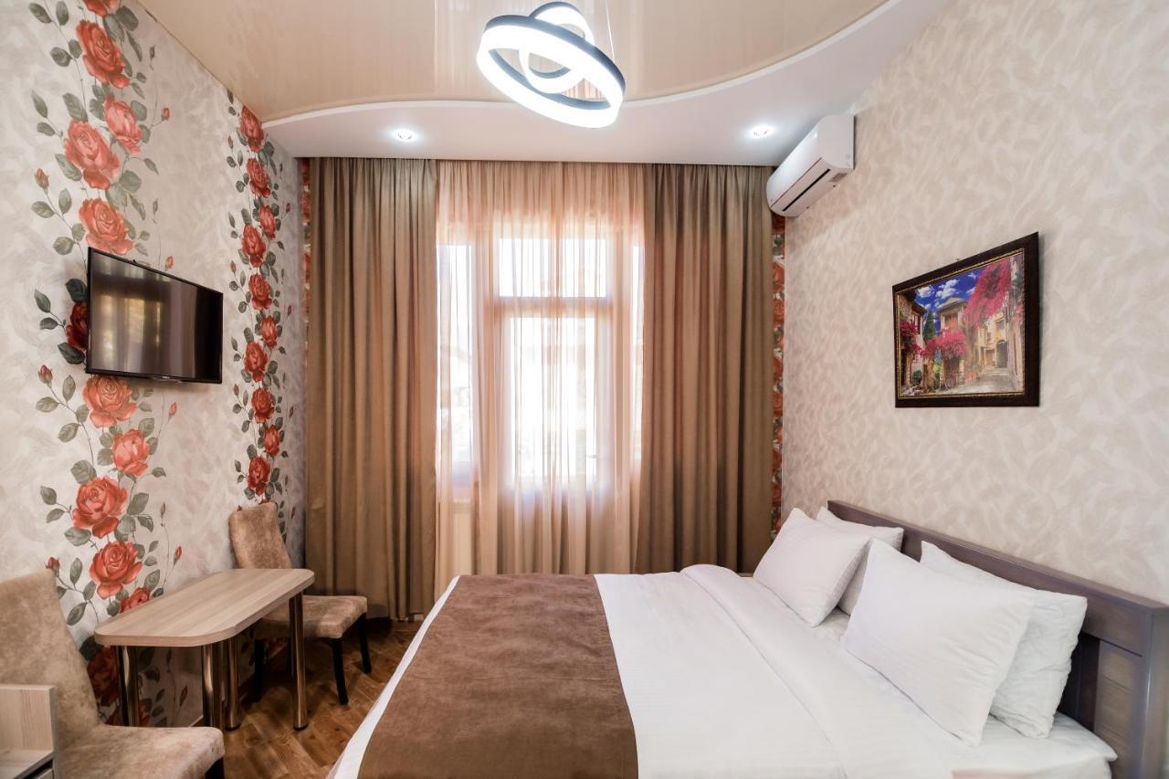 George Hotel Tbilissi Extérieur photo