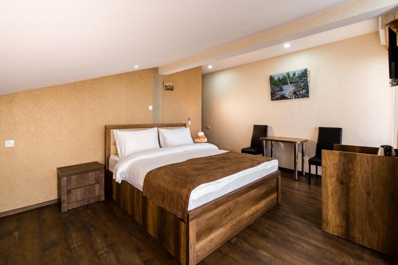 George Hotel Tbilissi Extérieur photo