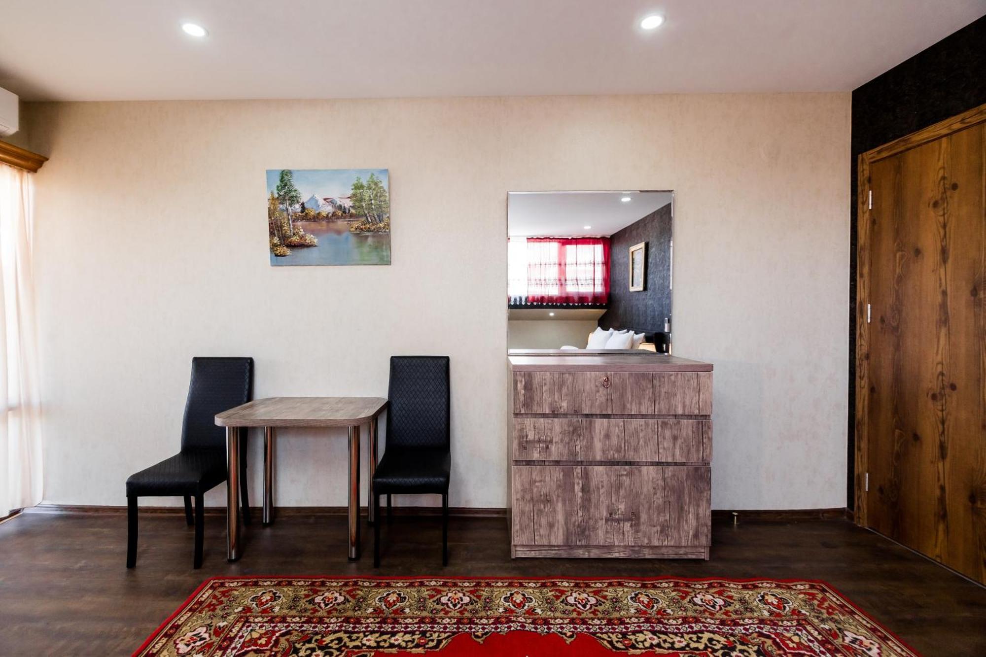 George Hotel Tbilissi Extérieur photo